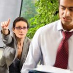 🌙👷‍♀️ ¡Descubre qué significa soñar que te despiden del trabajo! Aprende a interpretar tus sueños laborales 🤔